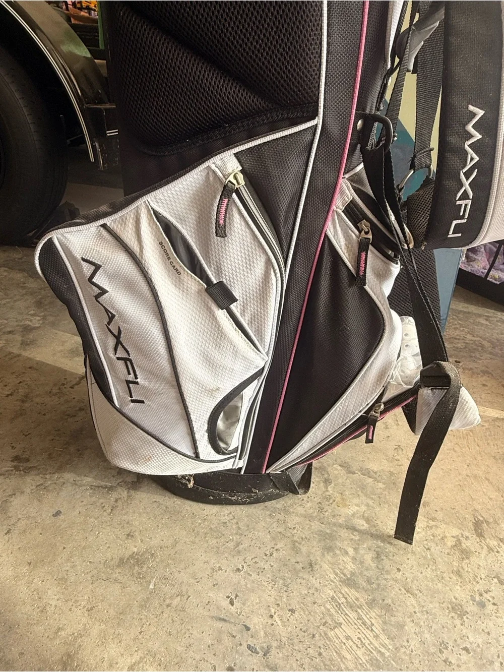 Unbranded Black and Pink Golf Club Headcover Set